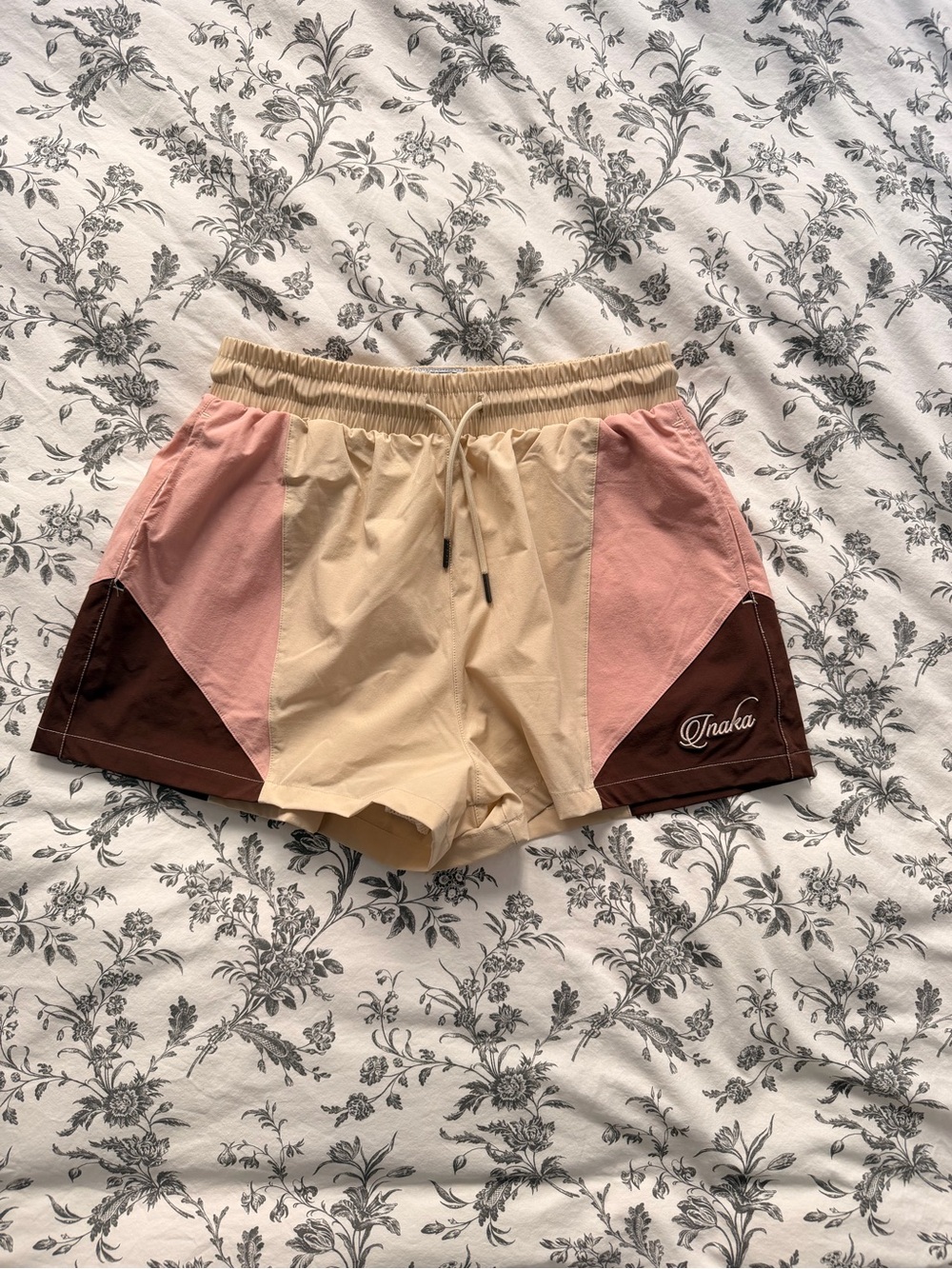 Inaka Colorblock Women's Shorts - Cream, Pink & Brown